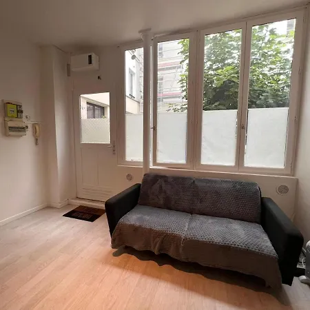 Lumineux Sur Cour A Bastille