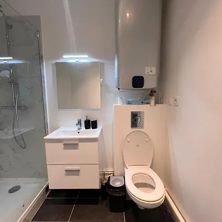 Lumineux Sur Cour A Bastille *